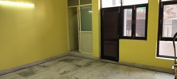 Room in 3 BHK Independent House at RWA Apartments Sector 39, Sector 39 – for Rent