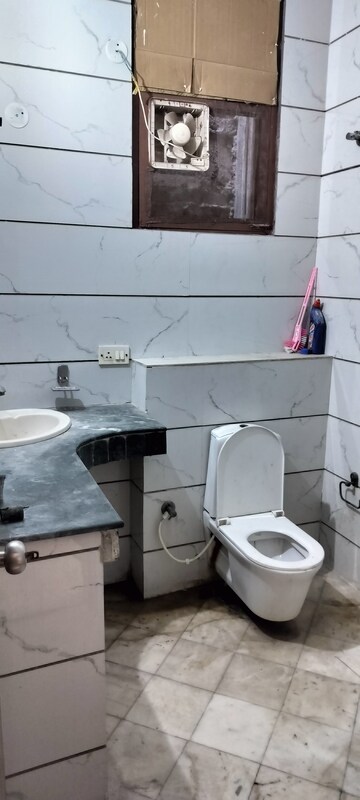 Bathroom in 3 BHK Independent House at RWA Apartments Sector 39, Sector 39 – for Rent