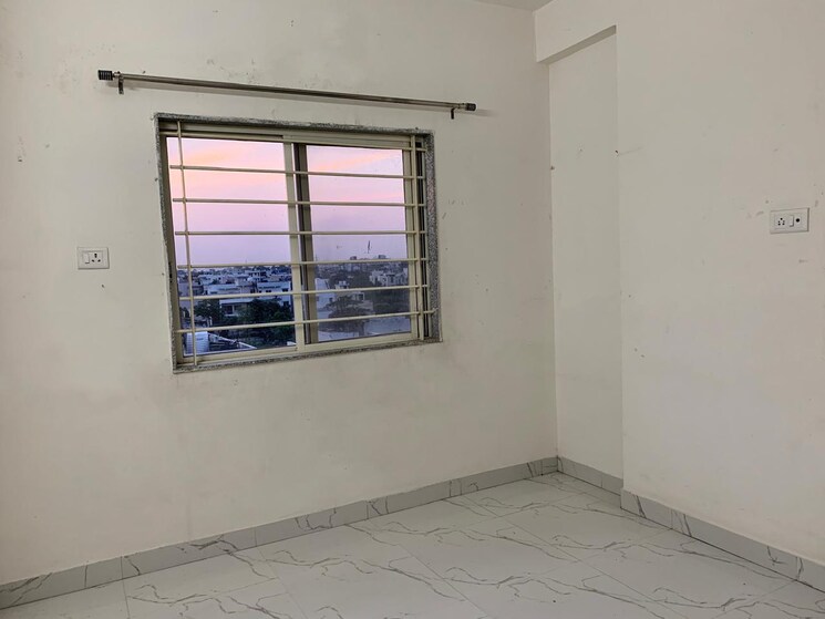 Room, bagmugaliya 3 Bedroom 1000 Sq.Ft. Apartment In Bagmugaliya Bhopal 8154227