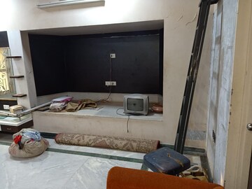 Furnished Amenities in 1 RK Apartment at Satellite – for Rent