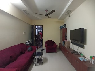 1 BHK Apartment For Rent in Vishwa Milan CHS Kandivali West Mumbai  8154225