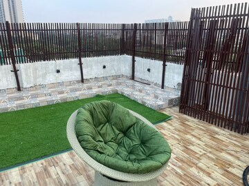 Common Area in  Pg at Sector 104 – for Rent