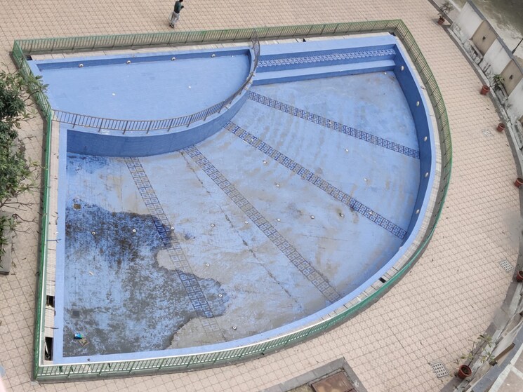 Swimming Pool, aditya-urban-homes 1 Bedroom 585 Sq.Ft. Apartment In Shahpur Bamheta Ghaziabad 8154405