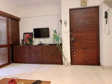 Room in 1 BHK Apartment at Shree Nilgiri Lodha CHS, Nalasopara West – for Sale