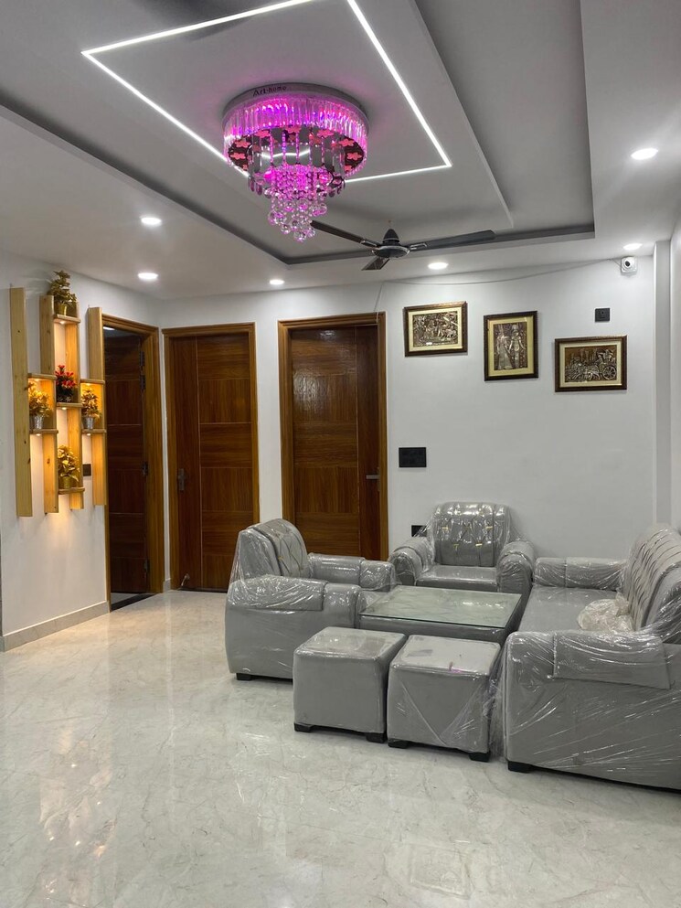 Living Room, gms road 3 Bedroom 1900 Sq.Ft. Builder Floor In Gms Road Dehradun 8154468