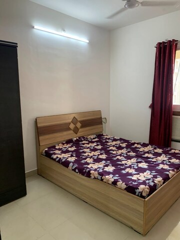 Bedroom in 2 BHK Apartment at DB Orchid Ozone, Dahisar East – for Rent