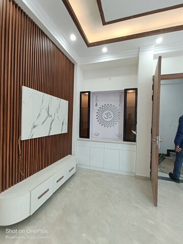 3 BHK Builder Floor For Sale in Gms Road
