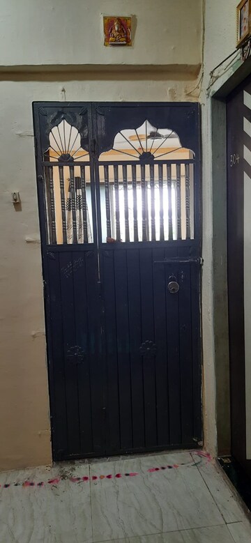 Building Lobby in 1 RK Apartment at Kalwa – for Sale