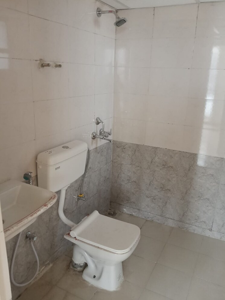 Master Bedroom, rof-aalayas-phase-2 3 Bedroom 864 Sq.Ft. Apartment In Sector 102 Gurgaon 8154583