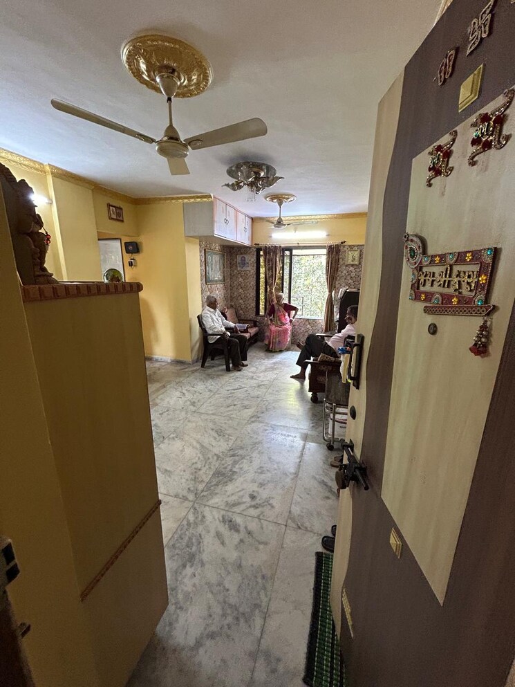 Living Room, mahavir-darshan-kandivali 2 Bedroom 950 Sq.Ft. Apartment In Kandivali West Mumbai 8154636