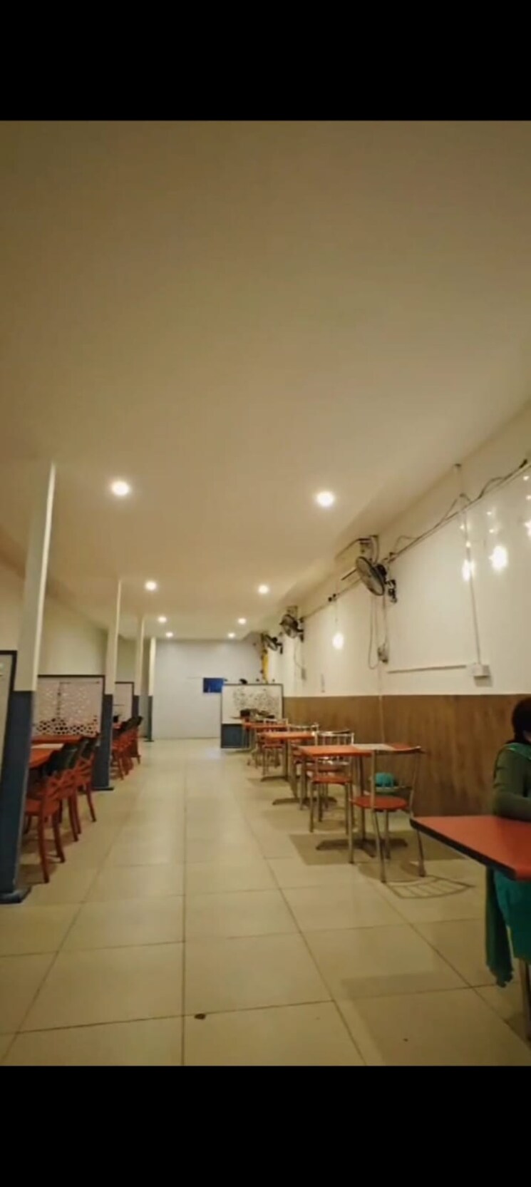 Floor Plan, omaxe-connaught-place Commercial Shop 1000 Sq.Ft. In Beta Ii Greater Noida Greater Noida 8154711