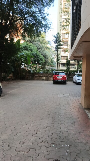Parking in 2.5 BHK Apartment at New Mhada Tower, Malad West – for Rent