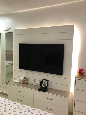 Furnished Amenities in 3 BHK Apartment at Juhu Prabhat CHS, Andheri West – for Rent