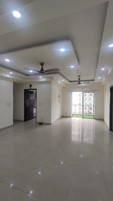 Building Lobby in 3 BHK Apartment at Moti Nagar – for Sale