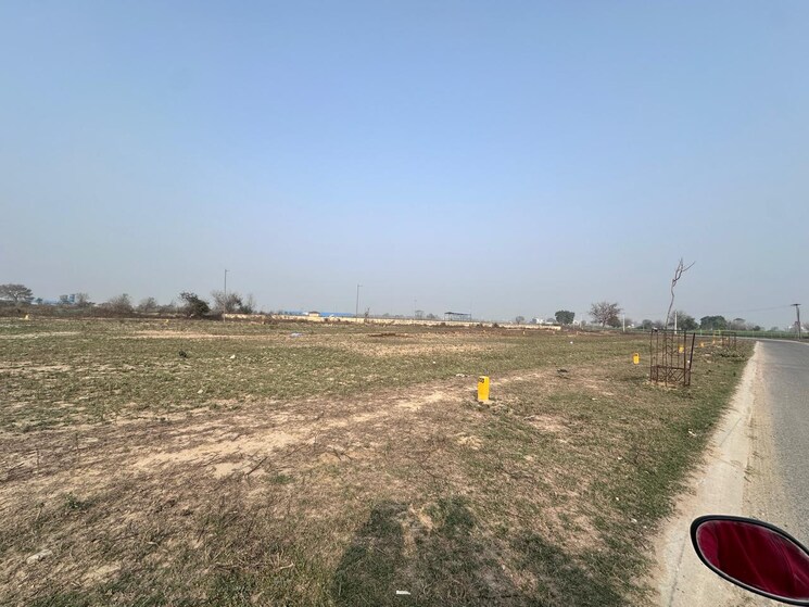 undefined, aditya-world-city  135 Sq.Yd. Plot In Shahpur Bamheta Ghaziabad 8154810