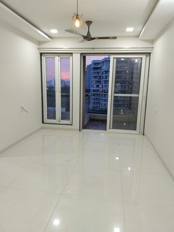 Room in 2 BHK Apartment at Proviso Leisure Town, Hadapsar – for Sale