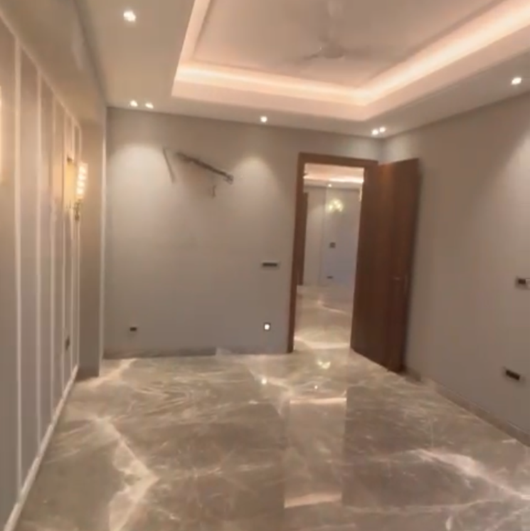 Room, unitech-deerwood-chase 4 Bedroom 6000 Sq.Ft. Builder Floor In Nirvana Country Gurgaon 8154923