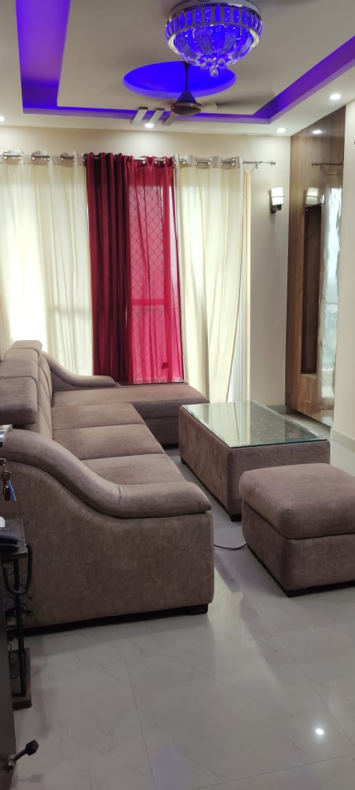 2.5 BHK + Extra Room Apartment For Sale in Nimbus The Golden Palm