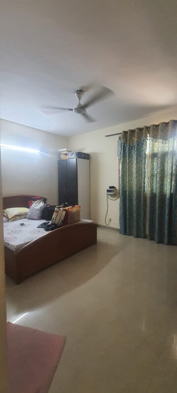 Bedroom in 2.5 BHK Builder Floor at SS The Lilac, Sector 49 – for Rent
