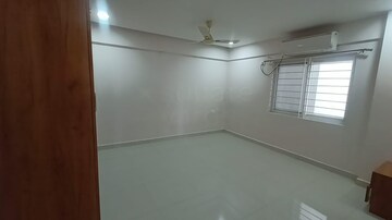 Room in 3 BHK Apartment at SMR Vinay Iconia Phase II, Kondapur – for Rent