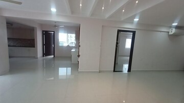 Room in 3 BHK Apartment at SMR Vinay Iconia Phase II, Kondapur – for Rent