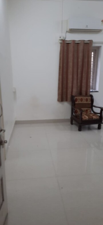 Living Room in 1 BHK Apartment at Khar West – for Rent
