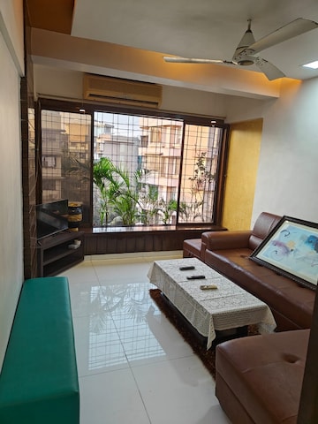 2 BHK Apartment For Rent in Bandra West Mumbai  8155103