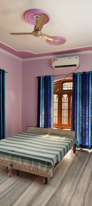 Bedroom in 1 BHK Independent House at Gomti Nagar – for Rent