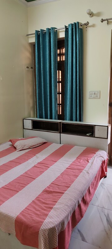 Bedroom in 2 BHK Independent House at Gomti Nagar – for Rent