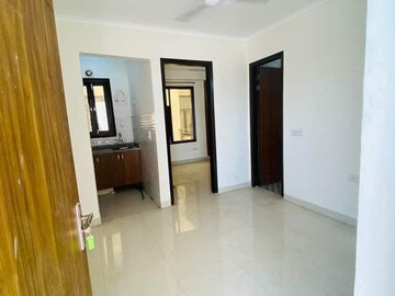 Living Room in 1 BHK Builder Floor at Chattarpur – for Rent