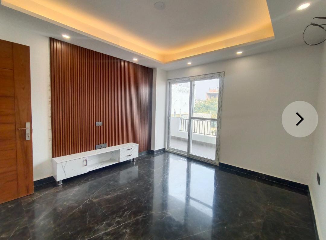 Plot For Sale in Sector 35