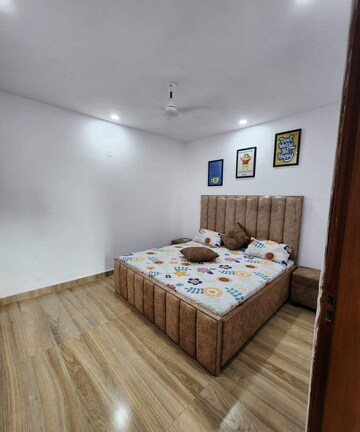 Bedroom in 1 BHK Builder Floor at Chattarpur – for Rent