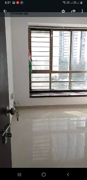 Bathroom in 2.5 BHK Apartment at Oberoi Realty Woods, Goregaon East – for Rent