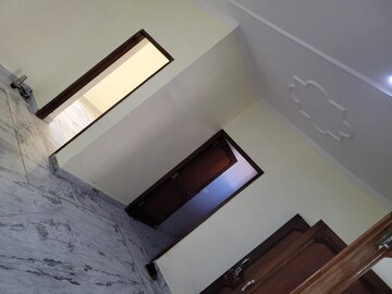 Furnished Amenities in 3 BHK Builder Floor at Vishal Nagar – for Rent