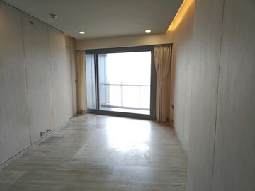 Room in 3 BHK Apartment at Lodha The World Towers World One Tier 2, Worli – for Rent