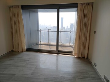 Room in 3 BHK Apartment at Lodha The World Towers World One Tier 2, Worli – for Rent