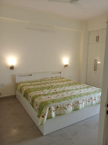 Bedroom in 2 BHK Apartment at Supertech 34 Pavilion, Sector 34 – for Rent