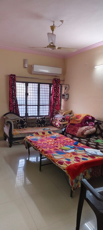Bedroom in 5 BHK Independent House at Gomti Nagar – for Sale