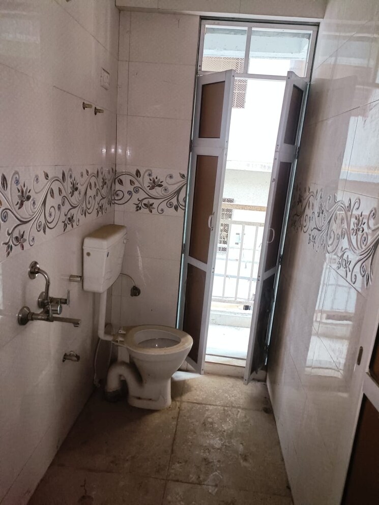 Bathroom, new-vegas-plaza 1 Bedroom 600 Sq.Ft. Apartment In Owale Thane 8155325
