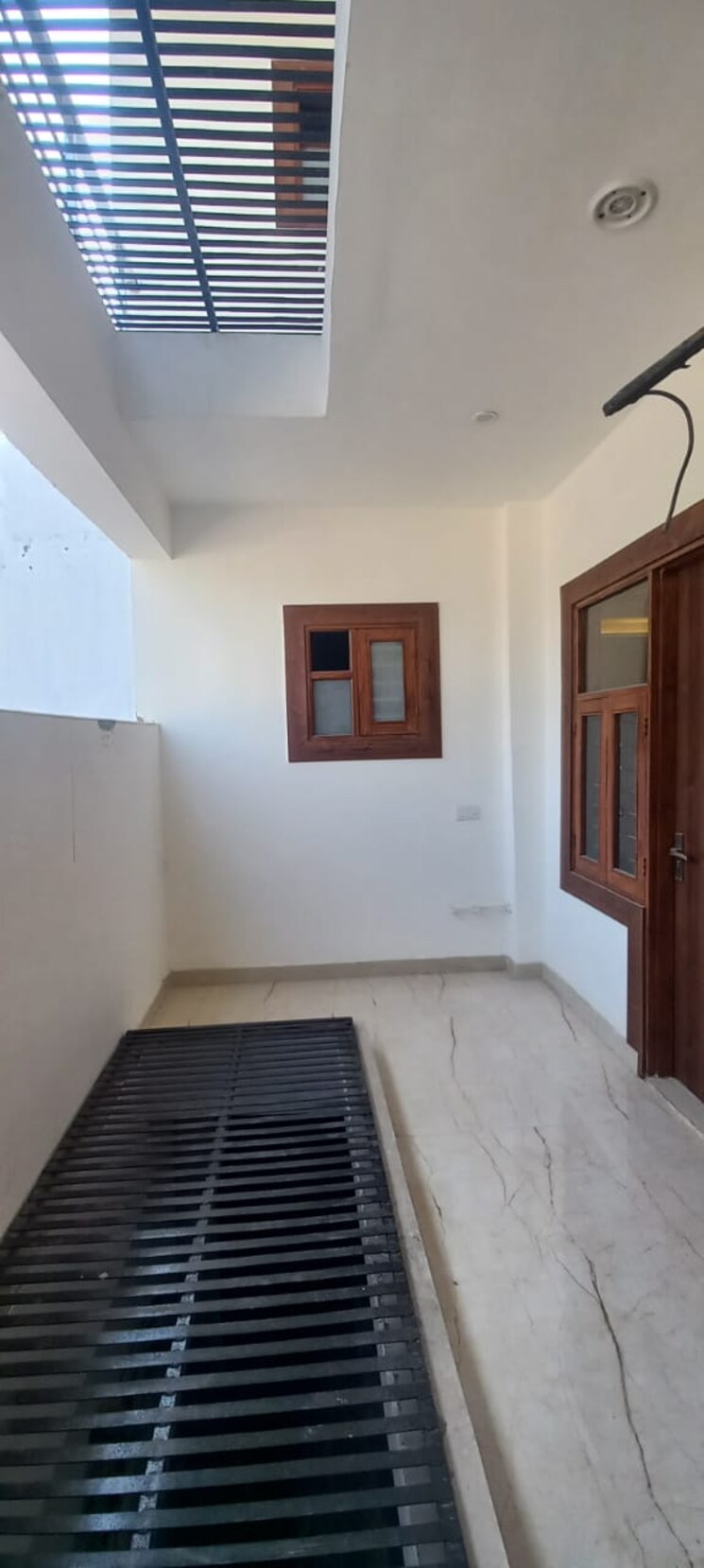 Room, rajendra nagar sector 5 3 Bedroom 110 Sq.Yd. Builder Floor In Rajendra Nagar Sector 5 Ghaziabad 8155368