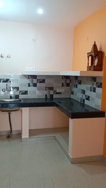 Kitchen in 2 BHK Independent House at Gomti Nagar – for Rent