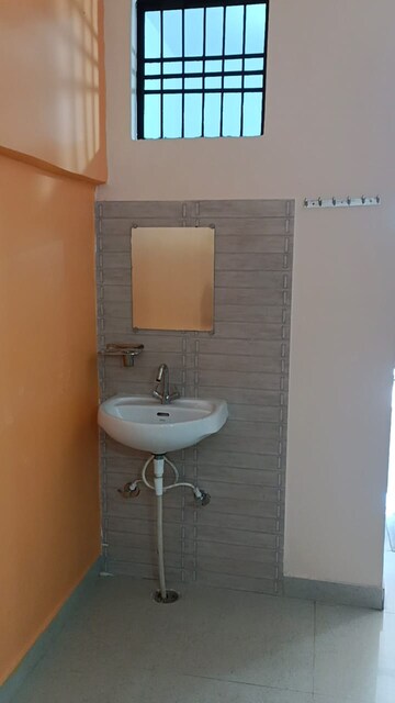 Bathroom in 2 BHK Independent House at Gomti Nagar – for Rent