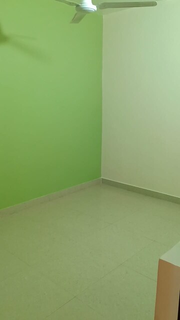 Room in 2 BHK Independent House at Gomti Nagar – for Rent