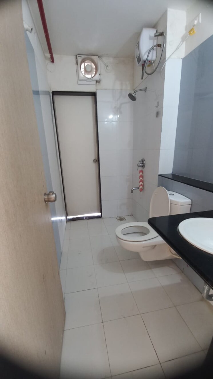 Bathroom, paranjape-blue-ridge 5 Bedroom 2450 Sq.Ft. Apartment In Hinjewadi Pune 8155396