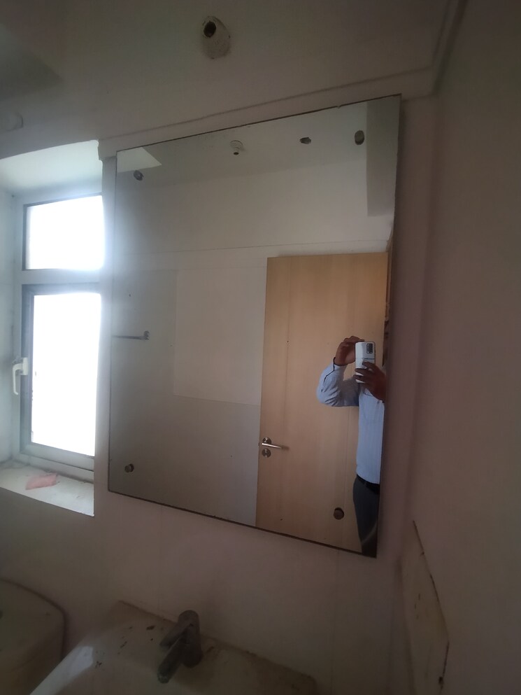 Room, dlf-new-town-heights-iii 3 Bedroom 1930 Sq.Ft. Apartment In Sector 91 Gurgaon 8155482