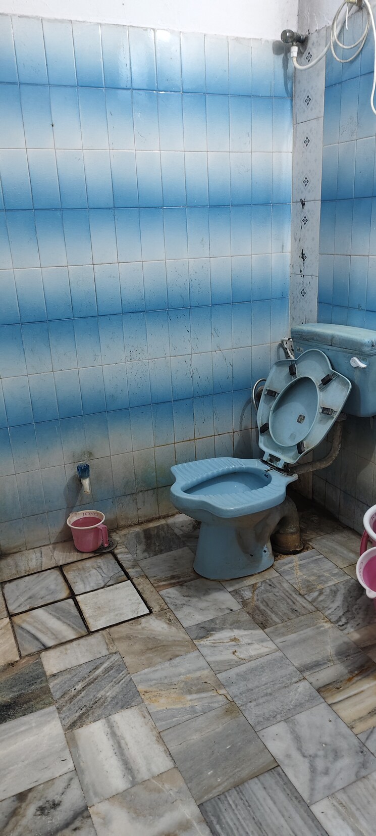 Bathroom, gomti nagar 3.5 Bedroom 960 Sq.Ft. Independent House In Gomti Nagar Lucknow 8155491