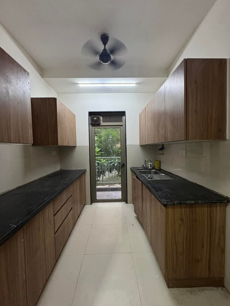 Kitchen, lodha-splendora 2 Bedroom 771 Sq.Ft. Apartment In Ghodbunder Road Thane 8155498