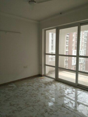 Room in 2 BHK Apartment at Stellar Mi Citihomes, Omicron Iii Greater Noida – for Rent
