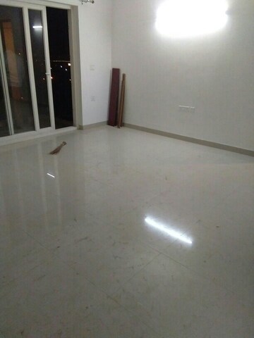 Room in 2 BHK Apartment at Stellar Mi Citihomes, Omicron Iii Greater Noida – for Rent