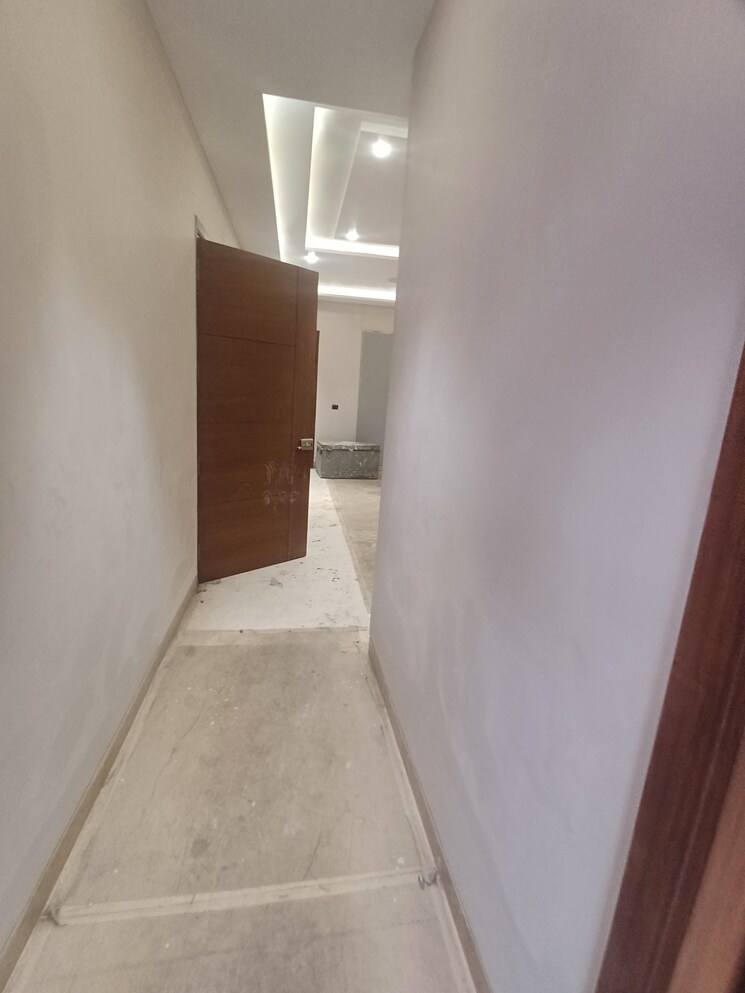 Bedroom, kirti nagar 3.5 Bedroom 1350 Sq.Ft. Builder Floor In Kirti Nagar Delhi 8155567